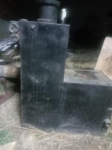 газовая плита встроенная в столешницу: Металлическая печь-буржуйка с варочной поверхностью. Описание: - — 1