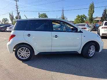 крепление бампера: Toyota Ist: 2002 г., 1.5 л, Автомат, Бензин, Хэтчбэк — 7