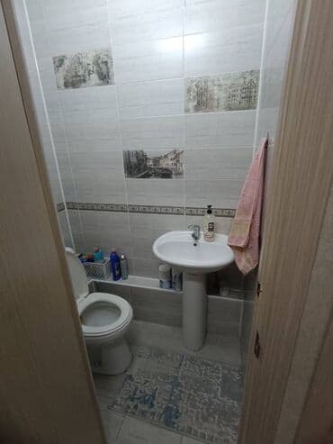 сдаю квартиру 6 микрорайон: 4 комнаты, 89 м², 106 серия, 6 этаж — 7