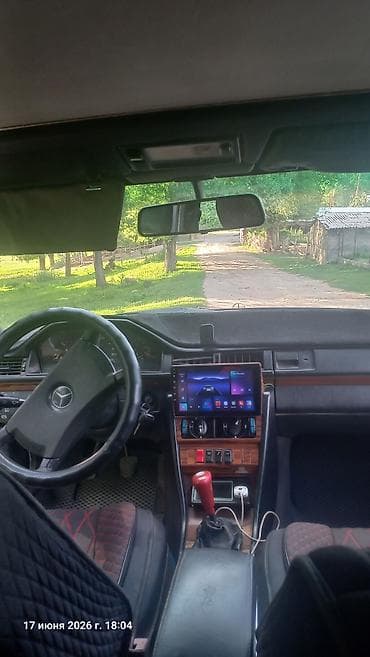 tur: Mercedes-Benz W124: 1990 г., 2 л, Механика, Бензин, Седан — 2