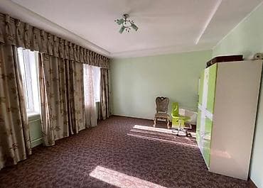 район вефы: 300 м², 7 комнат — 8