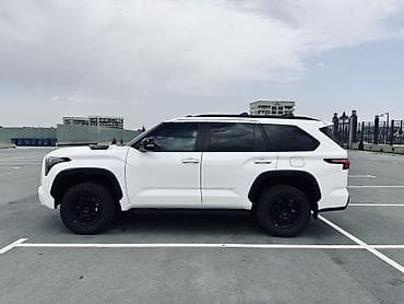 секвойа: Toyota Sequoia: 2023 г., 3.5 л, Автомат, Гибрид, Внедорожник — 8