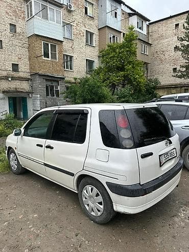телешка на авто: Toyota Raum: 2000 г., 1.5 л, Автомат, Бензин, Хэтчбэк — 4
