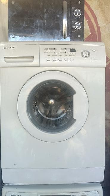 лакированная: Пуховик, Длинная модель, Германия, Стеганый, С поясом, С мехом, XS — 7