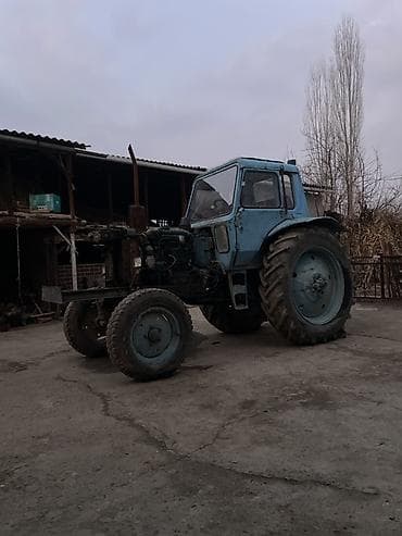 Трактор колесный сельскохозяйственный с кабиной. Основные