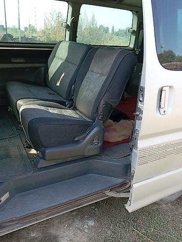 кузов степвагон: Toyota Regius: 2000 г., 2.7 л, Автомат, Бензин, Вэн/Минивэн — 8