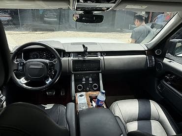 крузер: Land Rover Range Rover: 2021 г., Внедорожник — 7