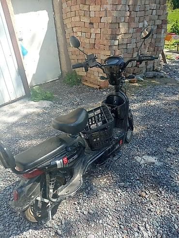 водный аппарат: Электроскутер GICINI (наклейка на кузове) черного цвета. Срочно — 3