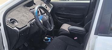 тайота ист 2010: Toyota Ist: 2004 г., Автомат, Бензин, Хэтчбэк — 6