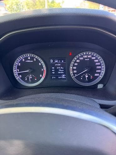 Продажа авто: Hyundai Sonata: 2020 г., Автомат, Газ, Седан — 8