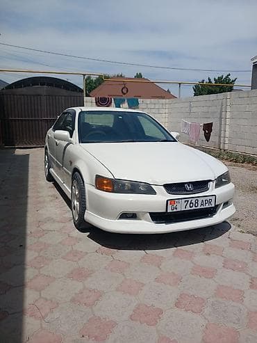 cl class: Honda Accord: 2001 г., 2 л, Автомат, Бензин, Седан — 6