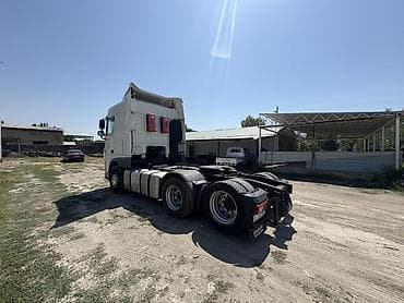Унаа: Сүйрөгүч, DAF, Прицепсиз — 3