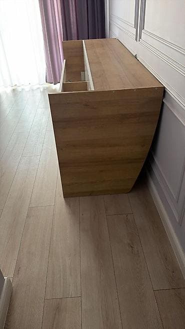 выкуп мебель: Продается мебель! Кухня стол 120 тысяч, стулья 5,500 Спал гарнитур — 3