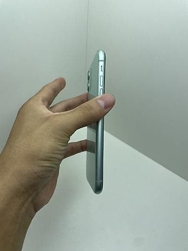 oneplus one plus: IPhone 11, Б/у, 128 ГБ, 79 % — 3