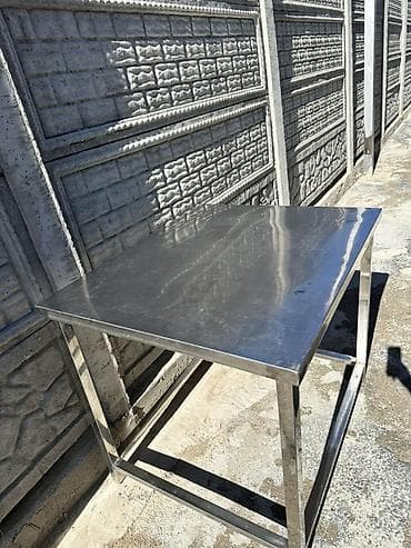 кухонный рабочий стол: Профессиональный рабочий стол из нержавеющей стали. - Материал — 1
