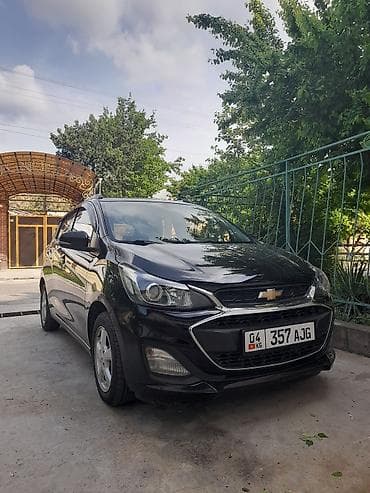 hundai elantra: Chevrolet Spark: 2019 г., 0.1 л, Автомат, Бензин, Хэтчбэк — 3