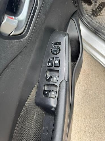 Автозапчасти: 500к$ срочно 🚨 Солярис 2017 рест 1.6 автомат Карплей с завода — 1