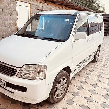 Honda Stepwgn: 2001 г., Минивэн