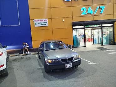 BMW : 2002 г., Седан