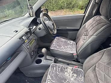 byd 2019: Mazda Demio: 2002 г., Хэтчбэк — 4