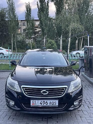 Renault 5: 2014 г., 2 л, Вариатор, Газ, Седан