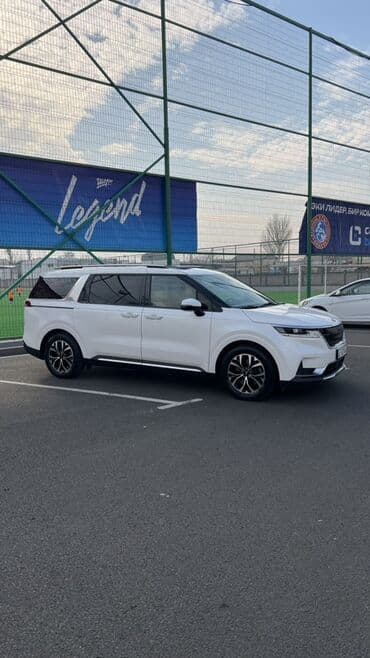 моющий пылесос для химчистки салона автомобиля бу: Kia Carnival: 2020 г., 2.2 л, Автомат, Дизель, Минивэн — 2