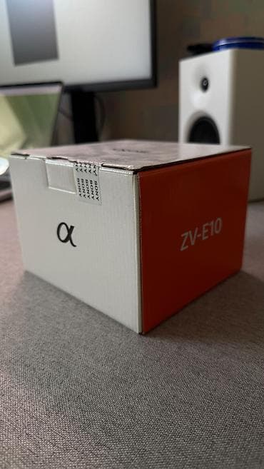 sony 6300: Продается камера Sony ZV-E10 Пробег у камеры: 1375 Комплектация — 8