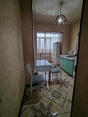 аламаидин 1: 3 комнаты, Риэлтор, С мебелью полностью — 1