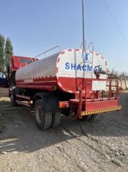 2 бак: Водовоз/поливомоечная машина SHACMAN L3000 - Шасси: SHACMAN L3000 — 3