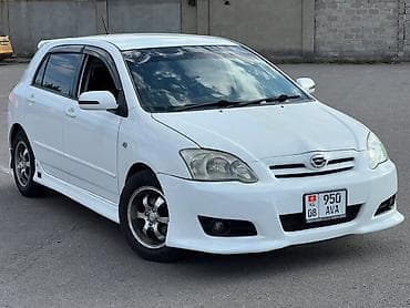Toyota Corolla: 2004 г., 1.5 л, Автомат, Бензин, Хэтчбэк — 3