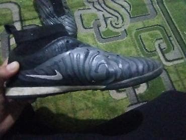 ботуй: Футбольные бутсы/сороконожки Nike с высоким носком-манжетой. - Тип — 3