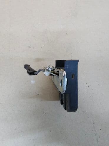 corolla runx: Замок багажника Volkswagen 2003 г., Б/у, Оригинал, Германия — 9