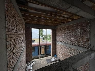 Дома: Продаю дом2 эт в селе Койташ ПСО вайтбокс. Площадь: 160 м2 Участок — 10