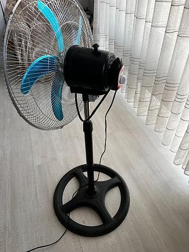 table fan: Напольный осциллирующий вентилятор с большим металлическим защитным — 3