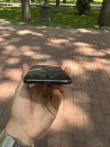 iphone в корпусе: IPhone Xs Max, 64 ГБ, Space Gray, Чехол — 3