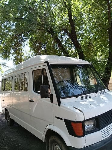 ом: Mercedes-Benz T1: 1991 г., Бус — 4