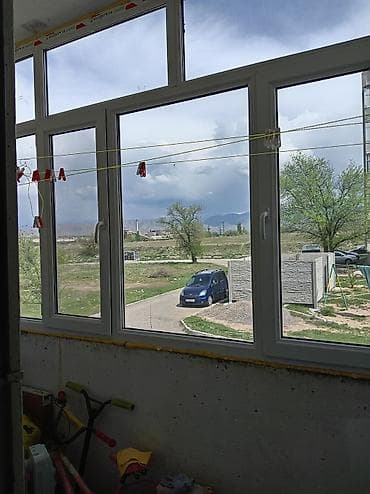 канат груп: 1 комната, 35 м², 105 серия, 1 этаж, Старый ремонт — 10