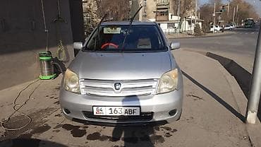Toyota: Toyota Ist: 2004 г., 1.3 л, Автомат, Бензин, Хетчбек — 4