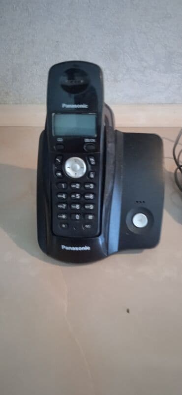 телефонные аппараты с беспроводной трубкой цифровая dect черно белые: Радио телефон Panasonic, б/у, в очень хорошем и рабочем состоянии — 2