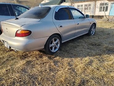 бампер ланос: Hyundai Lantra: 1997 г., Седан — 3