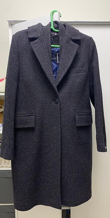 Продаю шикарное пальто!
Покупали в Турции 
Новое 
Размер 40