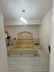 Үйдү ижарага алам: Таунхаус, 300 кв. м, 6 бөлмө, Менчик ээси, Евро оңдоо — 23