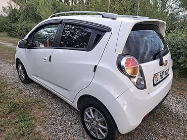 хадовка: Chevrolet Spark: 2010 г., 1 л, Автомат, Бензин, Хэтчбэк — 3