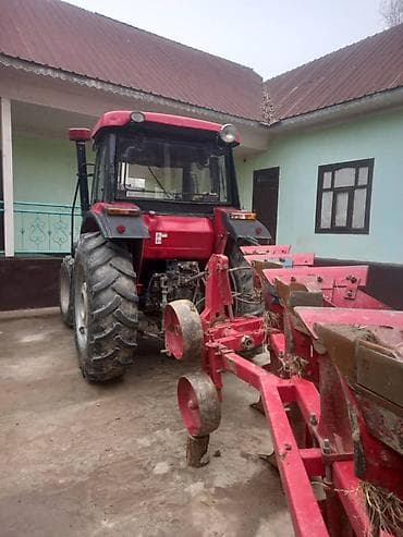 трактир эмтз 82: Трактор колёсный с кабиной + навесной оборотный плуг Особенности: - — 3