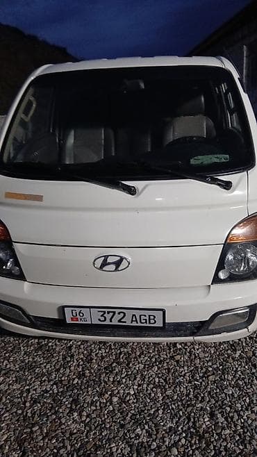 Hyundai Porter II Super — компактный бортовой грузовик. Основные — 5