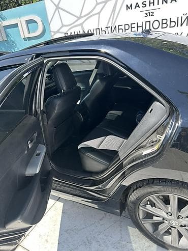 Toyota Camry: 2013 г., 2.5 л, Автомат, Бензин, Седан — 10