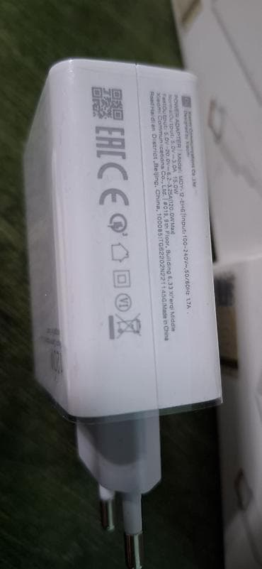 ender 3: MI турбо зарядка 120W с шнуром таебси в комплекте. Заряжает хорошо — 4