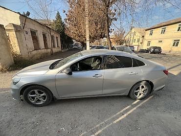 byd e2: Chevrolet Malibu: 2017 г., 1.5 л, Автомат, Бензин, Седан — 3