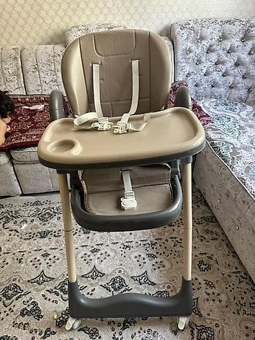 small table: Стульчик для кормления - Удобное сиденье с мягкой обивкой в — 1