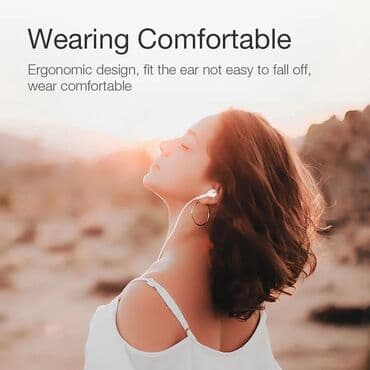 пользовались: EarPods с разъёмом Lightning. Цена:1700сом — 1